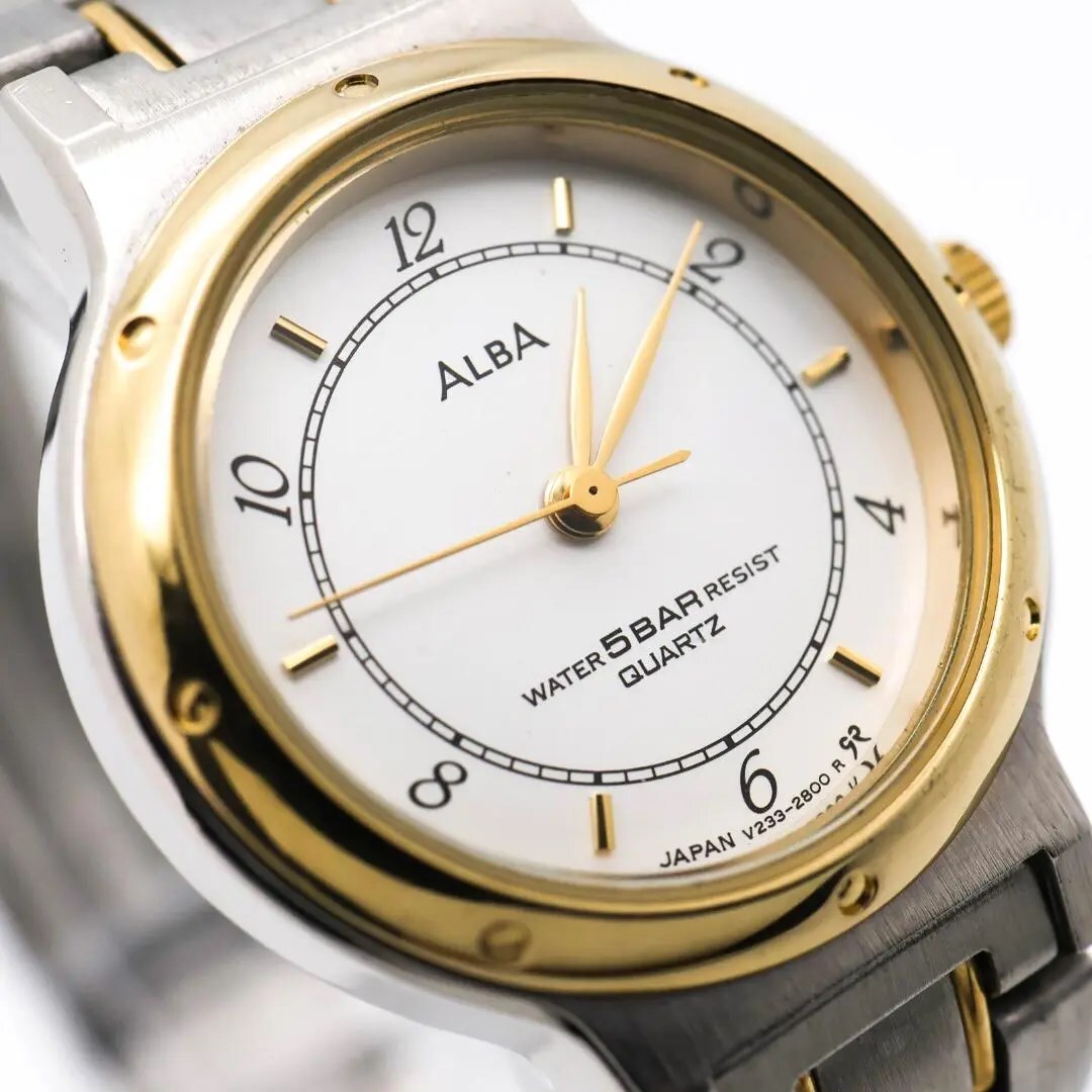 《美品》SEIKO ALBA 腕時計 ホワイトシルバー レディース クォーツ a