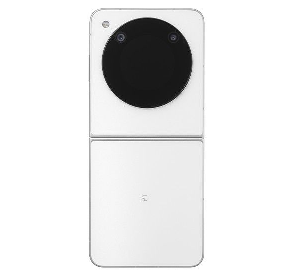 未使用 】折り畳みスマホ Libero Flip ホワイト Y mobile カバー 未使用 】折り畳みスマホ Libero Flip ホワイト Y mobile カバー