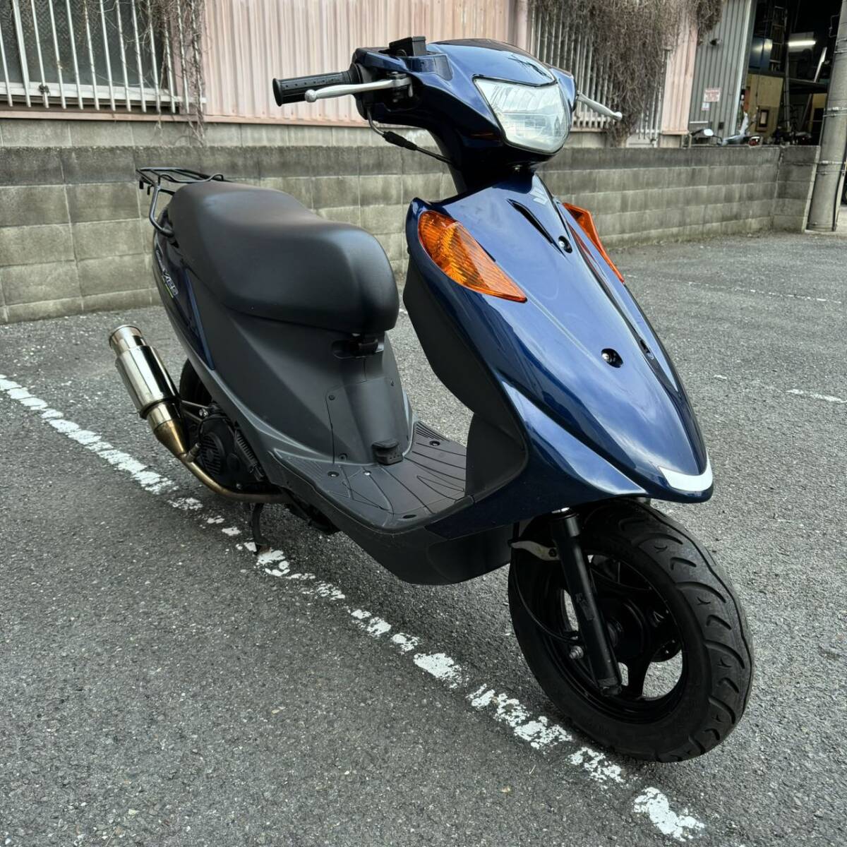 スズキ　アドレス　V125 紺色　キレイです　社外マフラー　大阪_画像3