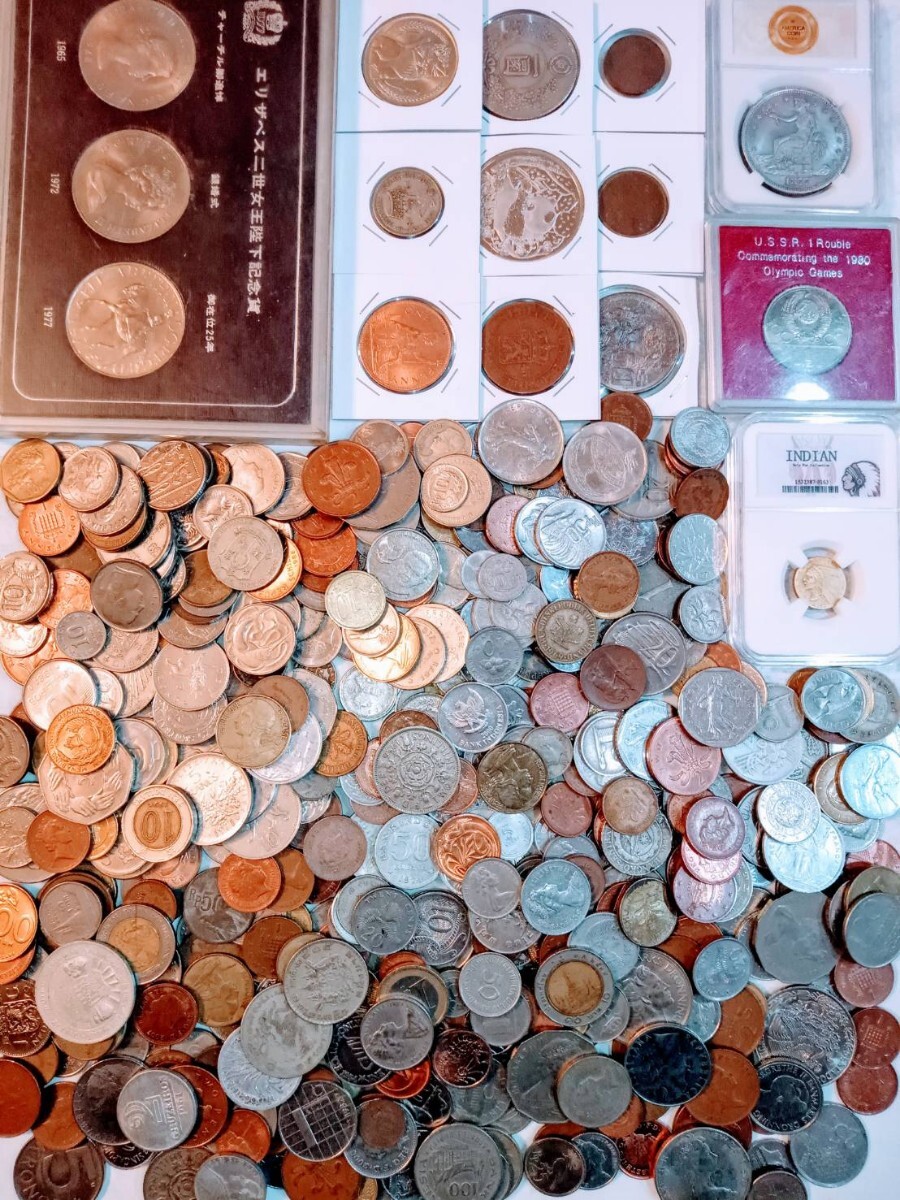 330　世界の混合コイン 古銭2.72kg　貴重希少コインおまとめ_画像1