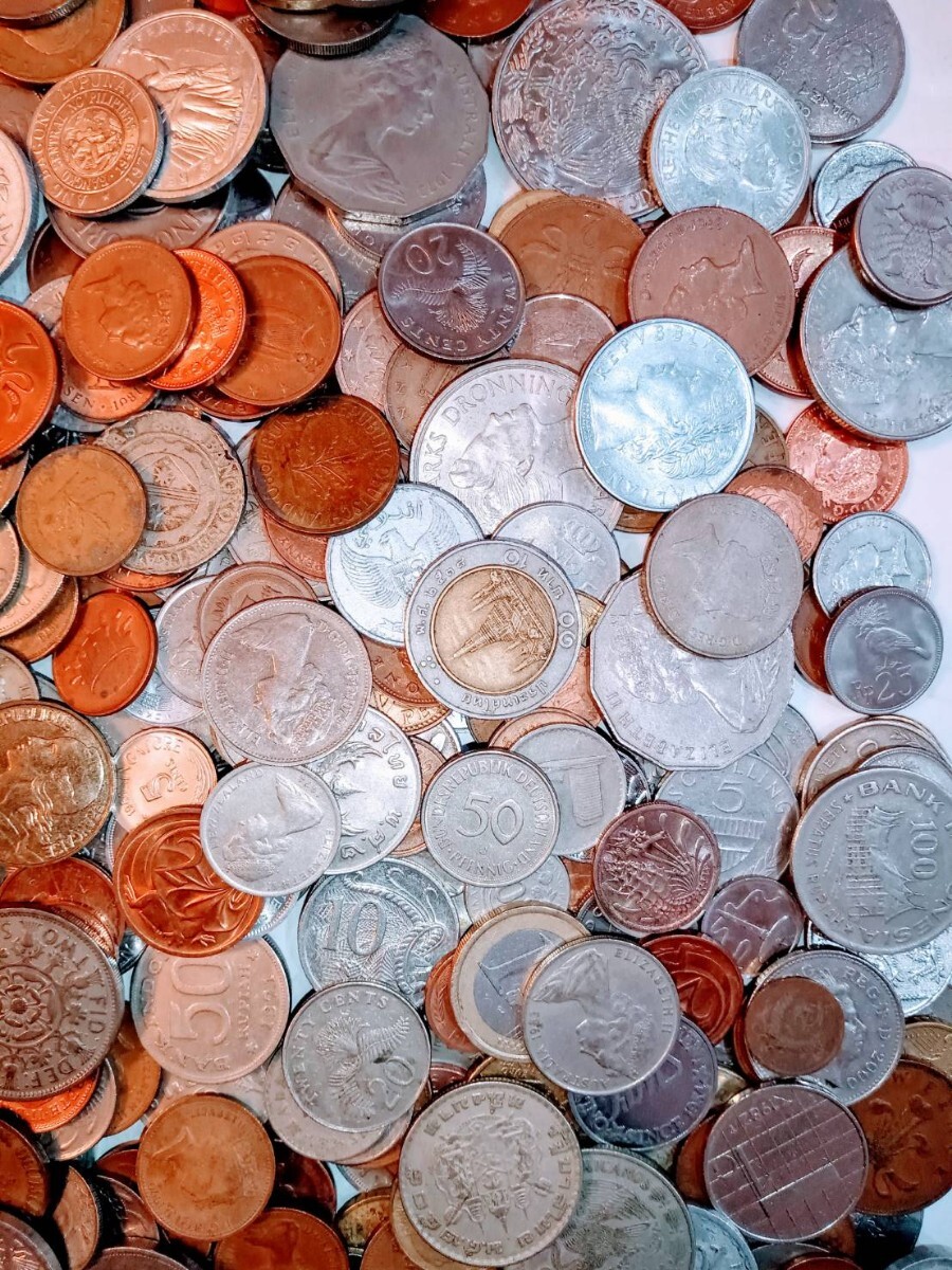 330　世界の混合コイン 古銭2.72kg　貴重希少コインおまとめ_画像8