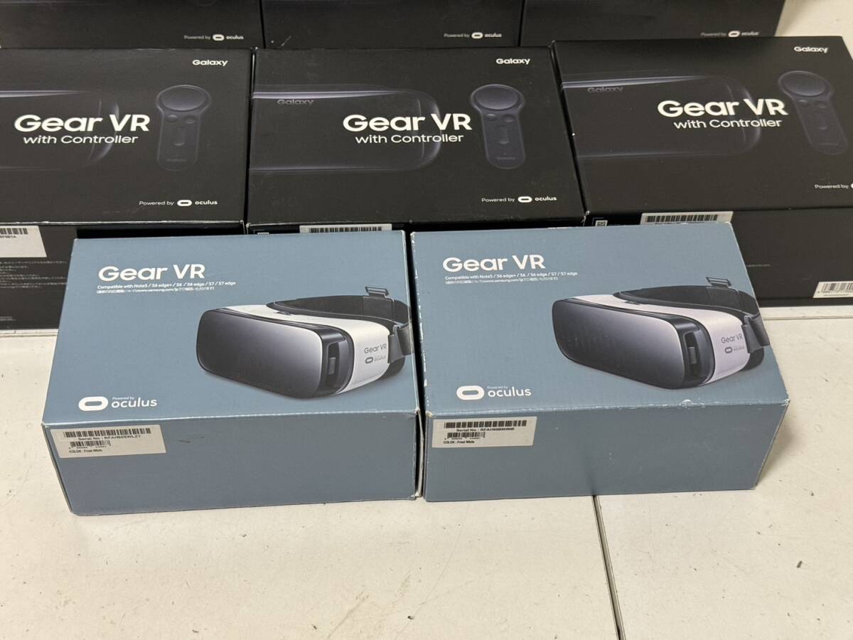 【Oculus オキュラス Galaxy Gear VR with Controller 本体 ギャラクシー SM-R324 VRゴーグル コントローラー 他 大量まとめ】【動作未確認_画像5