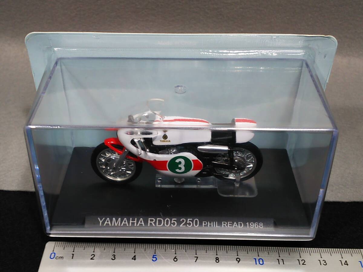 1/24 チャンピオンバイク #28 YAMAHA RD05 250 PHLL READ 1968 ヤマハ 未開封 送料410円 同梱歓迎 追跡可 匿名配送_画像2