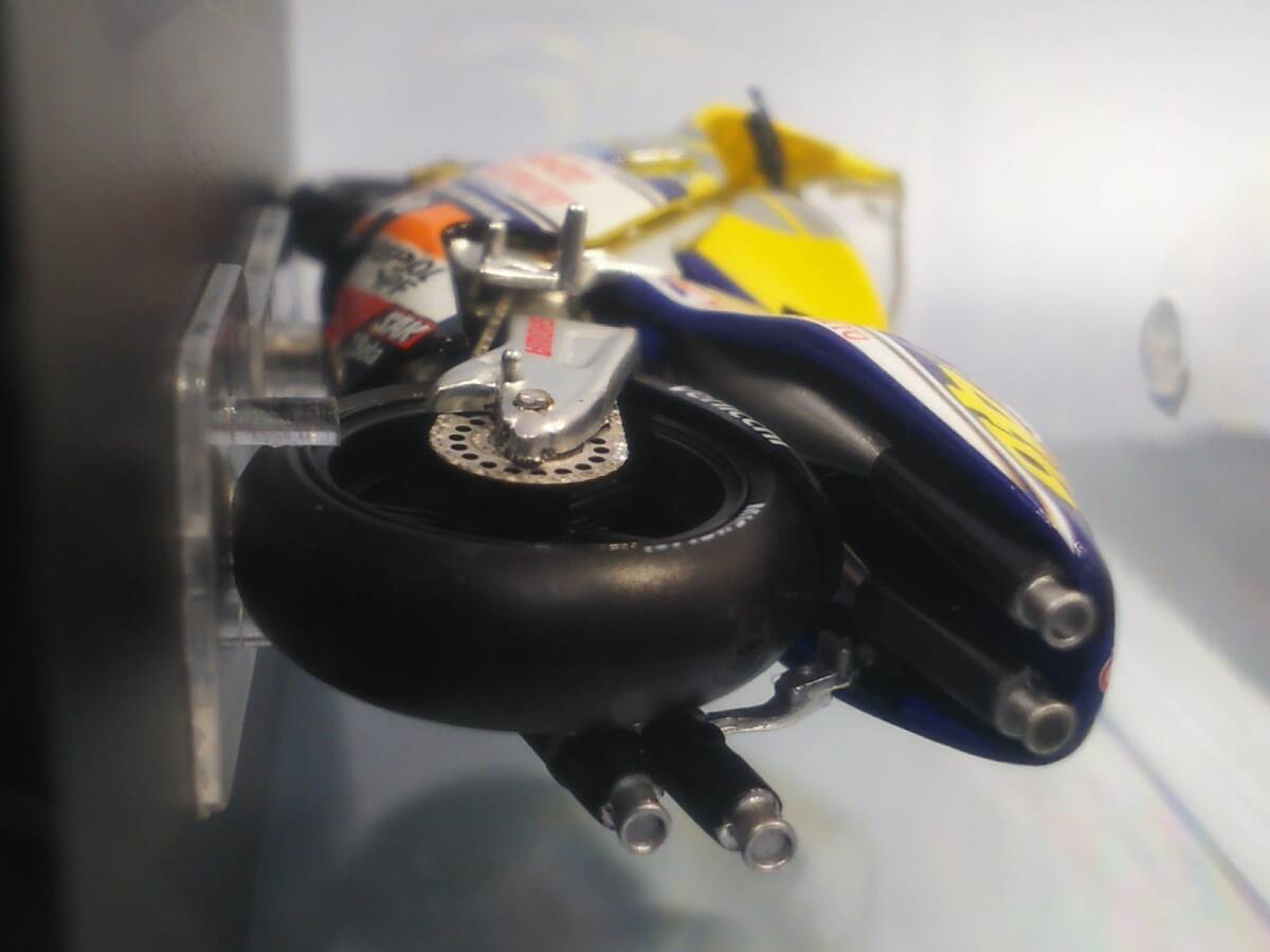 1/24 チャンピオンバイク #15 HONDA NSR500 VALENTINO ROSSI 2001年 ロッシ ホンダ 未開封 送料410円 同梱歓迎 追跡可 匿名配送_画像10