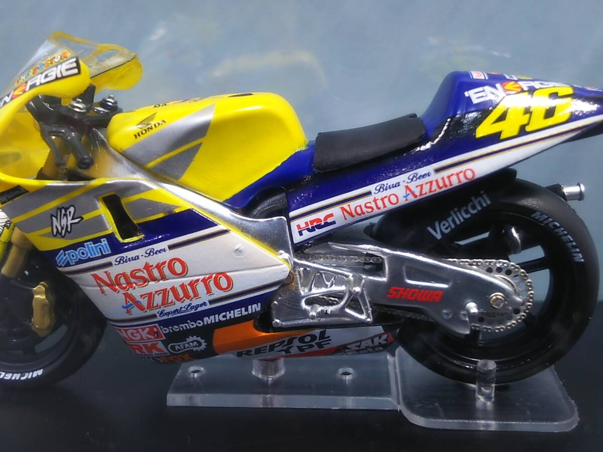 1/24 チャンピオンバイク #15 HONDA NSR500 VALENTINO ROSSI 2001年 ロッシ ホンダ 未開封 送料410円 同梱歓迎 追跡可 匿名配送_画像2