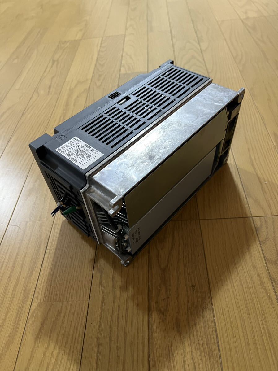 MITSUBISHI 三菱電機 インバーター FR-A720-3.7K-82 3PH 200-220V MITSUBISHI 三菱電機 インバーター FR-A720-3.7K-82 3PH 200-220V