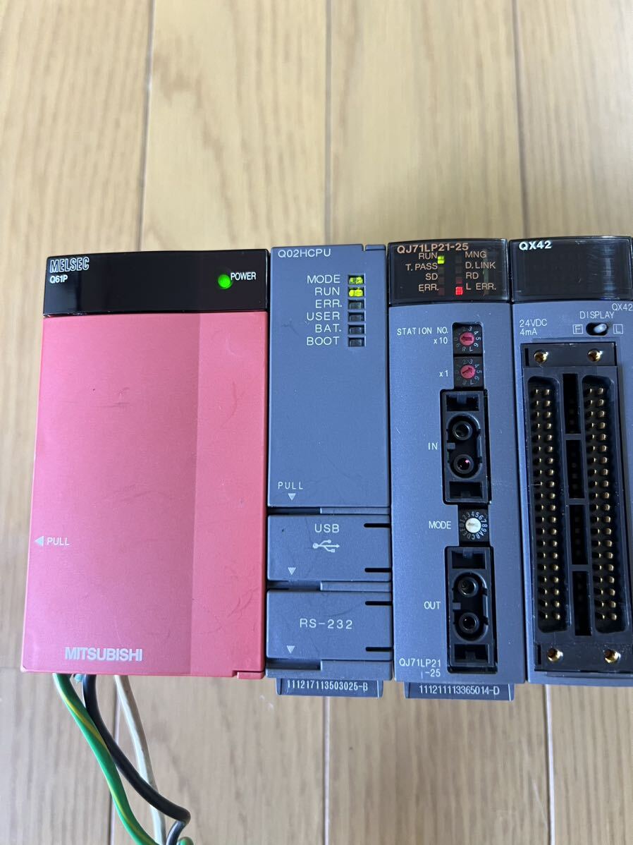 Mitsubishi 三菱電機 CPU シーケンサ Q38B Q61P Q02HCPU QJ71LP21-25 QX42 QY42P QY18A QJ71C24N-R4 10点セット。_画像3