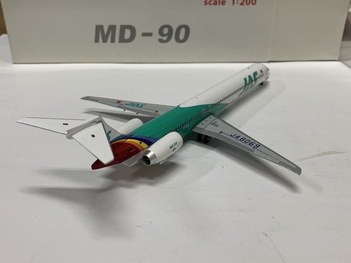 ホーガン 1/200 JAPAN AIRLINES MD - 90 航空機模型　完成品　JAS JAL 飛行機　旅客機　日本航空　hogan _画像9