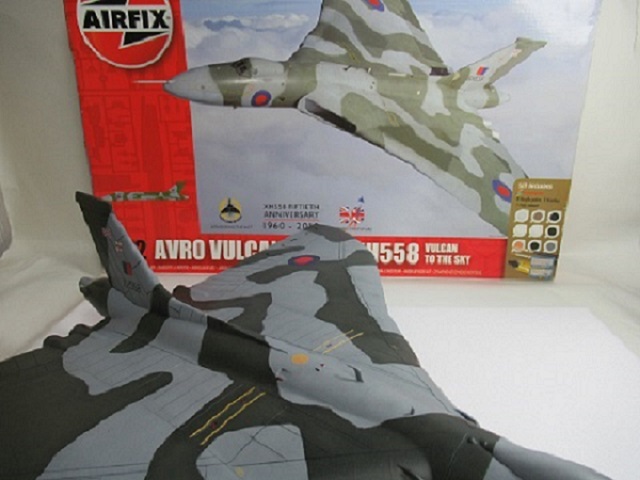  air fixing parts 1/72 Abu ro Balkan B2.. machine XH558 final product 