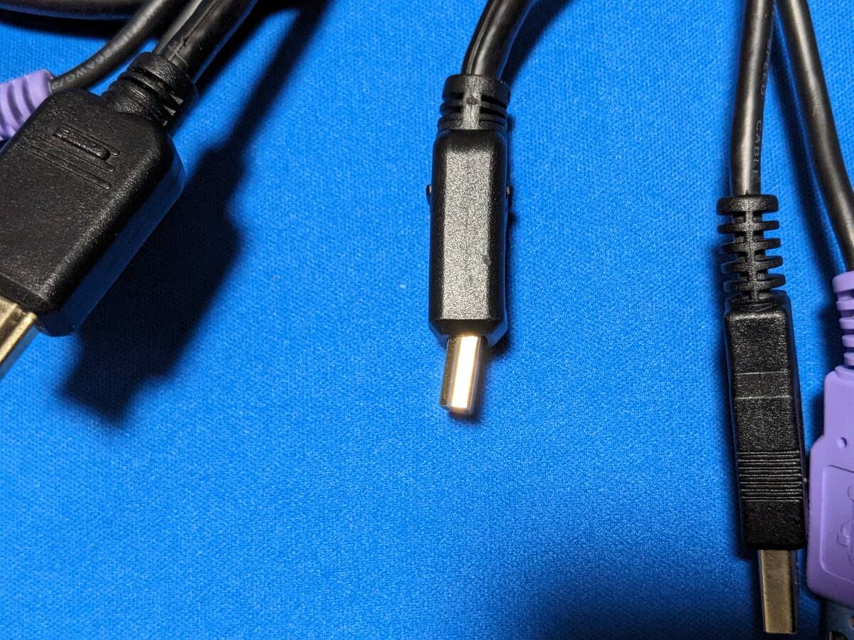 サンワサプライ HDMI対応パソコン自動切替器 SW-KVM2WHU HDMI USB PC2台用_画像3