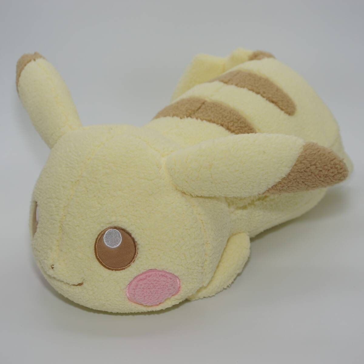 ポケットモンスター　ポケモンセンター　2015　ぬいぐるみ　ピカチュウ　ポケモン　_画像1