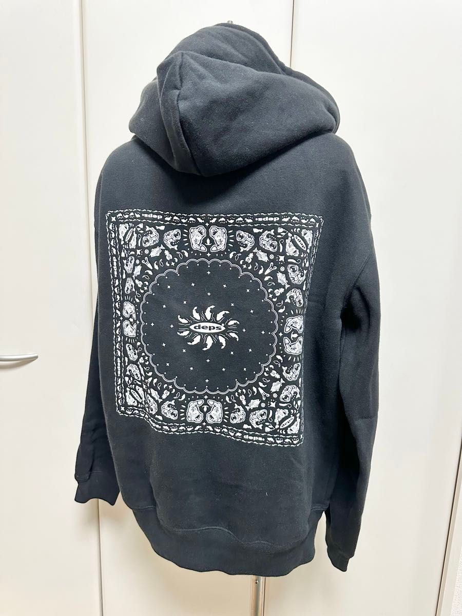 【deps】BANDANA HOODIE BLALK  パーカー スウェット　ペイズリー　バンダナ　ブラック