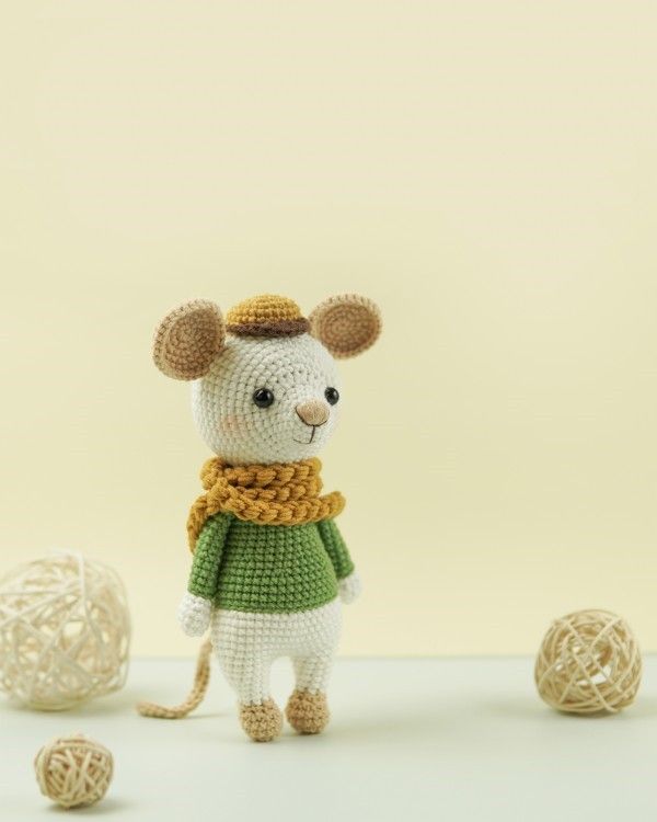 ハンドメイド　ins風　森の動物たち レシピ あみぐるみ　うさぎ　ねこ　ネズミ　オオカミ　癒し　手編み　手作り　作り方