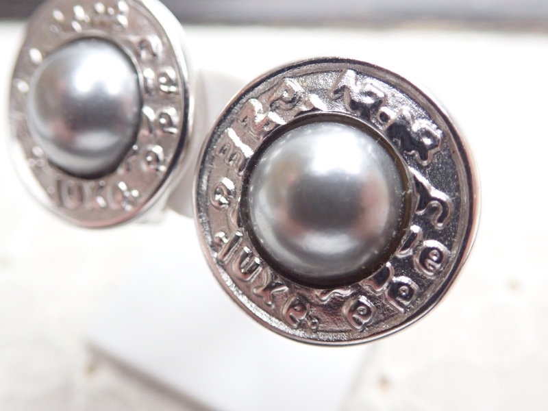 K535 Vintage earrings Nina Ricci NINA RICCI pearl manner design silver color Vintage earring