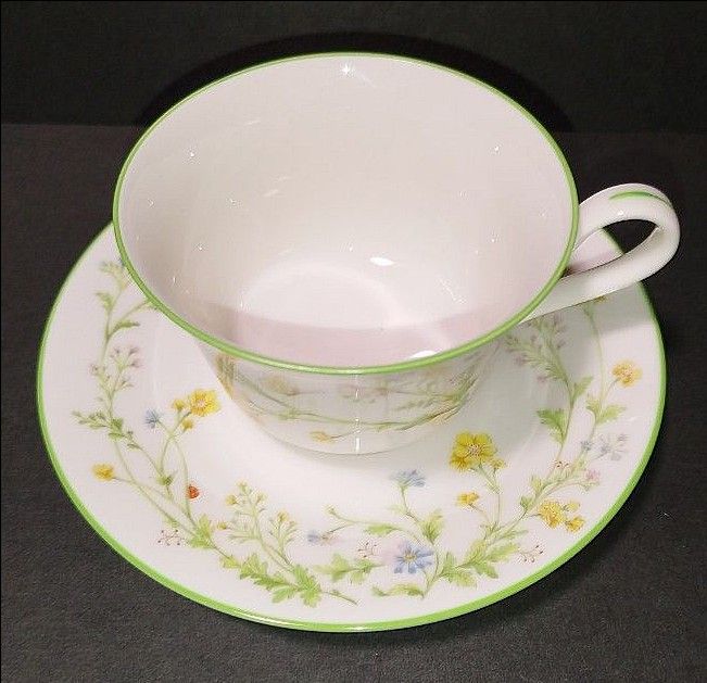 524  ノリタケ　アイボリーチャイナ　レヴァリィ　Noritake  REVERIE　カップ&ソーサー　コーヒーカップ　未使用品