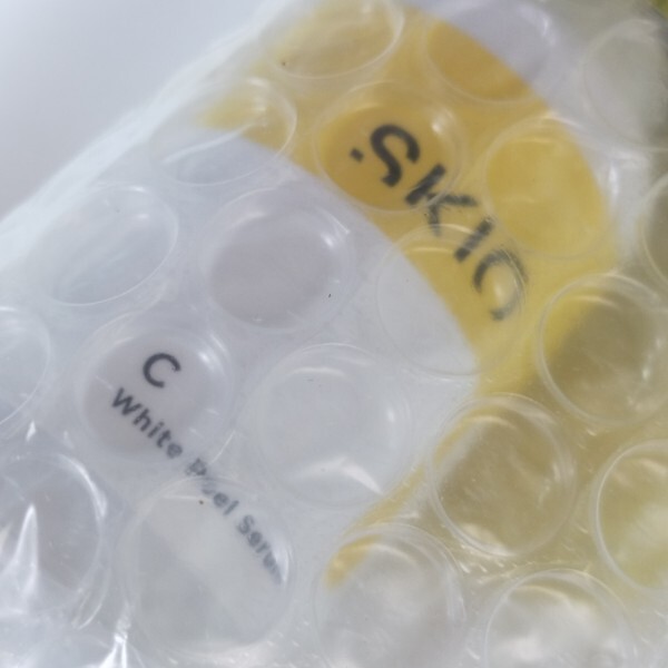 ロート製薬　　SKIO VC　スキオ　VC　ホワイトピールセラム　26ml　美白美容液　新品　2024年2月購入　_画像2