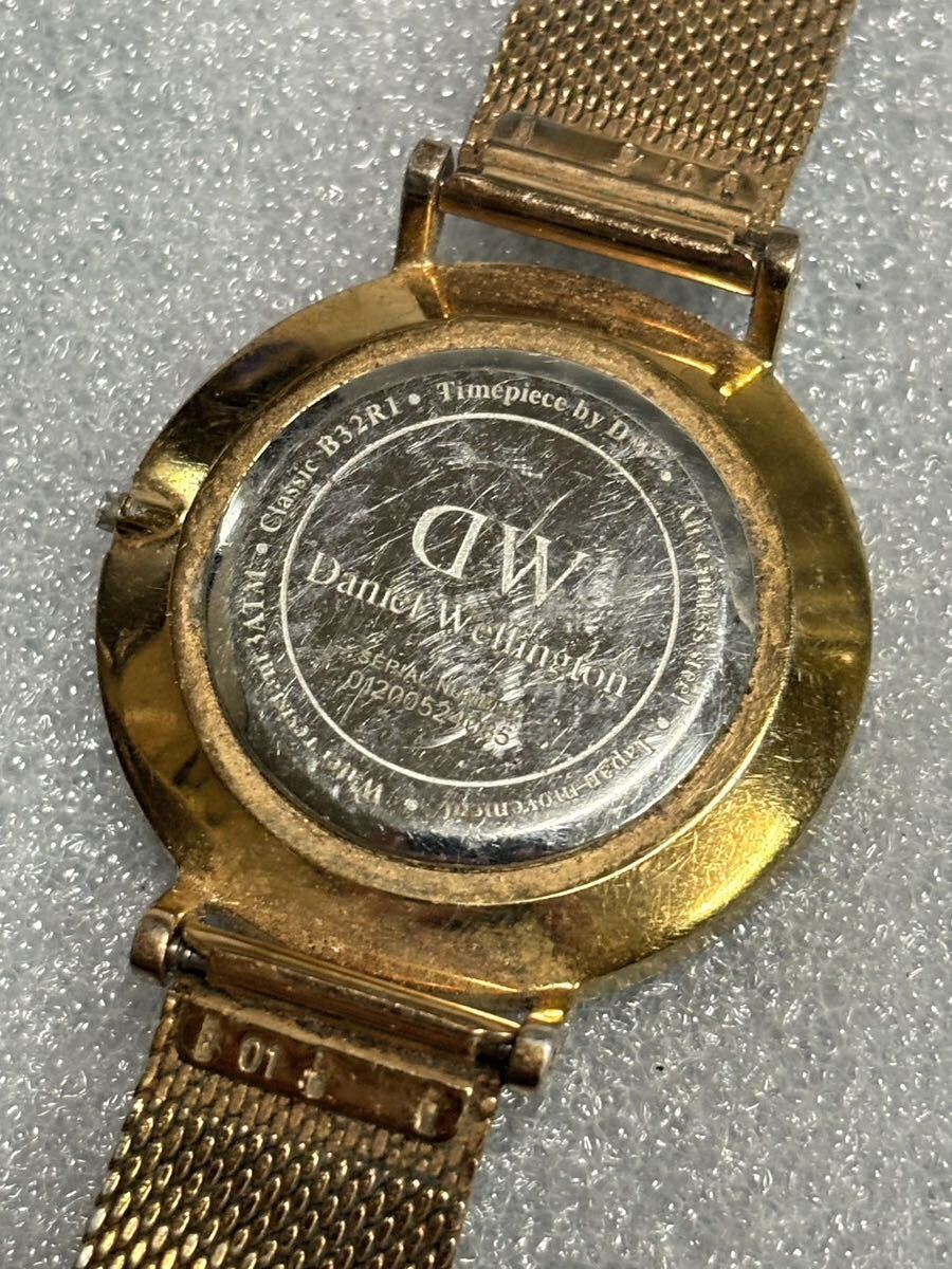 DW 腕時計 ジャンク品の画像2