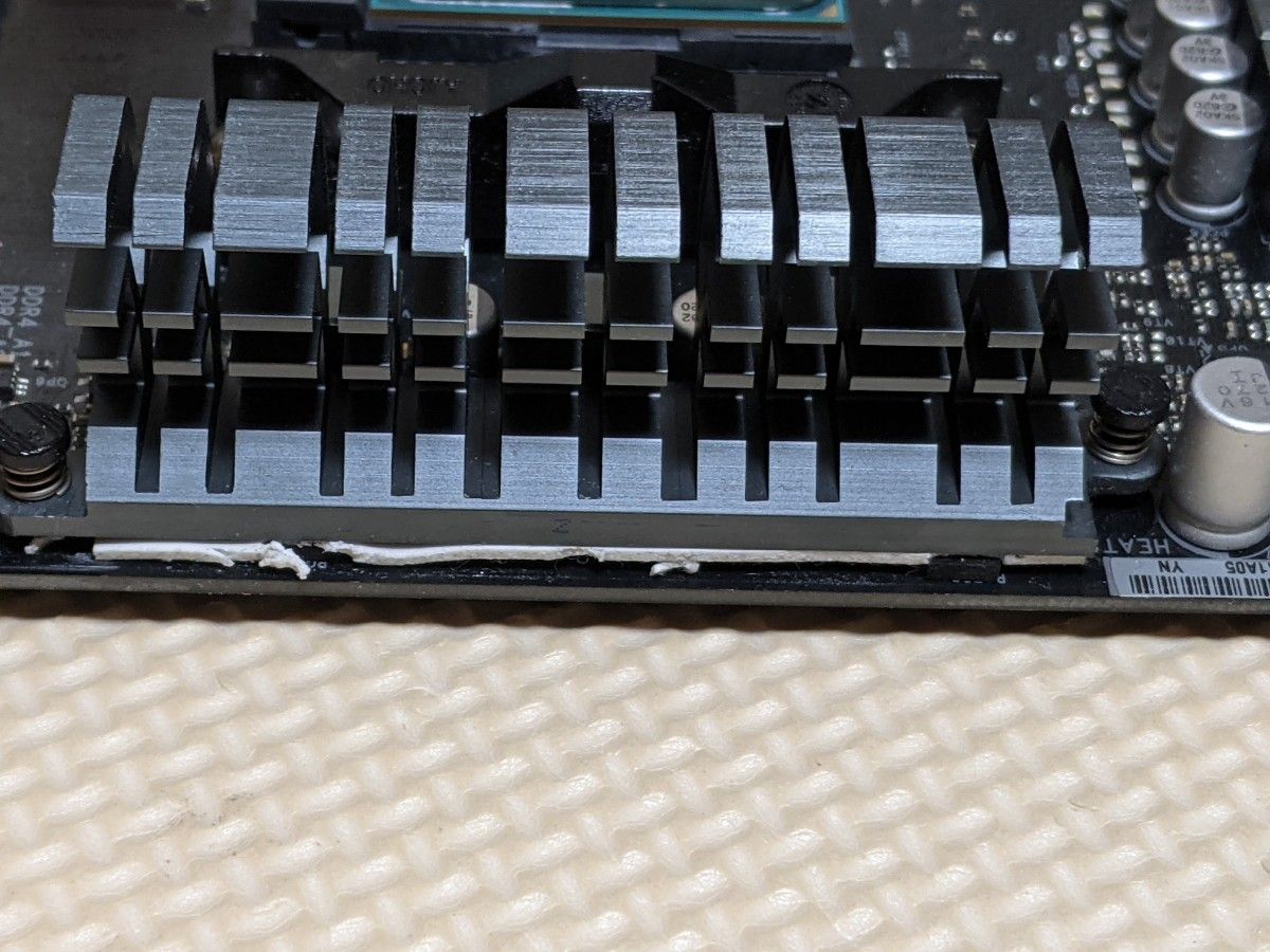 動作品】ASRock B450 PRO4 Ryzen3 2200G|Yahoo!フリマ(旧 動作品】ASRock B450 PRO4 Ryzen3 2200G|Yahoo!フリマ(旧