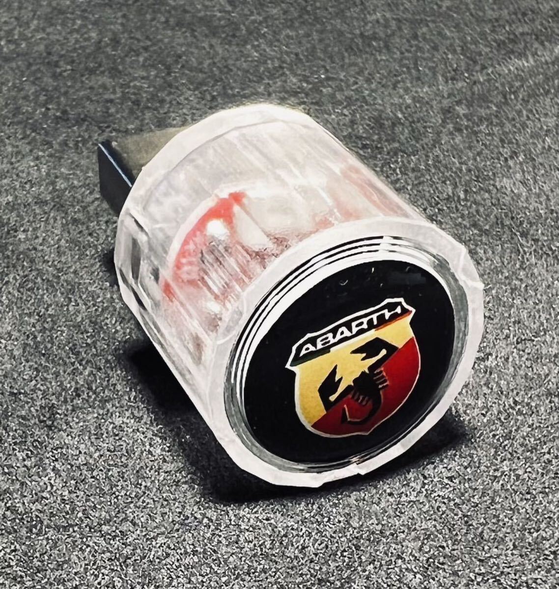 ★ ABARTH アバルト USB LED ランプⅢ REDカラー★_画像3