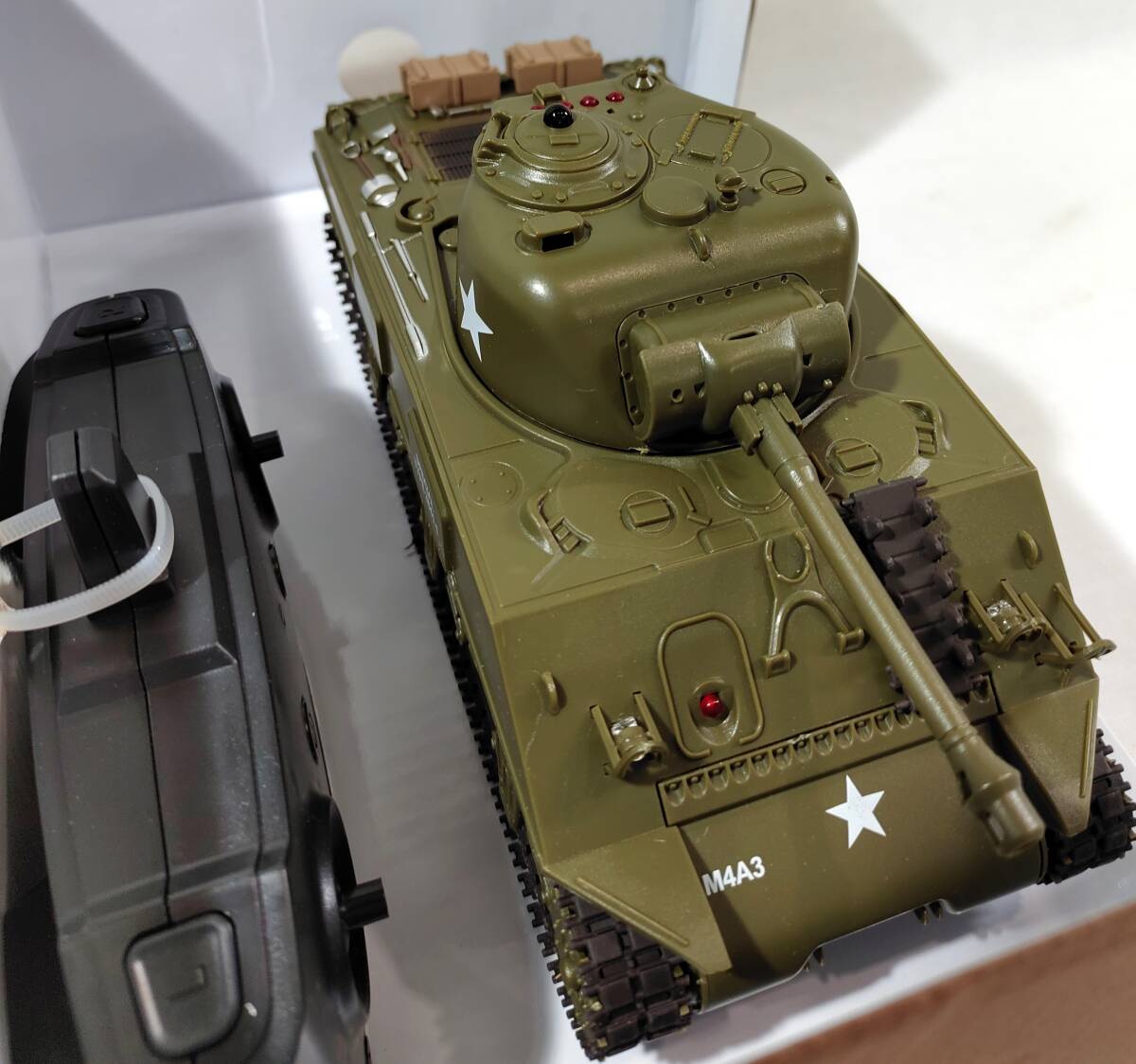 [1 jpy exhibition ] radio-controller tank M4A3 car - man 1/30 scale 2.4Ghz remote control simulation sound infra-red rays M4A3 car - man 