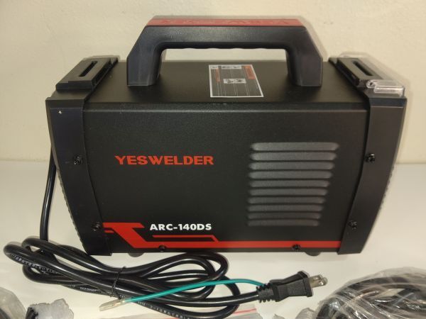 【1円出品】YESWELDER 溶接機 アーク溶接 140A AC100V/200V兼用 インバーター技術 の画像2