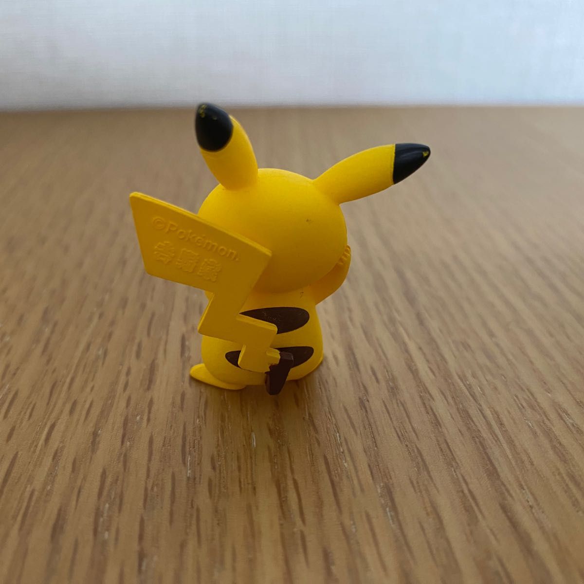 吉野家　ポケモン　フィギュア2体セット　ピカチュウ　ヤドン