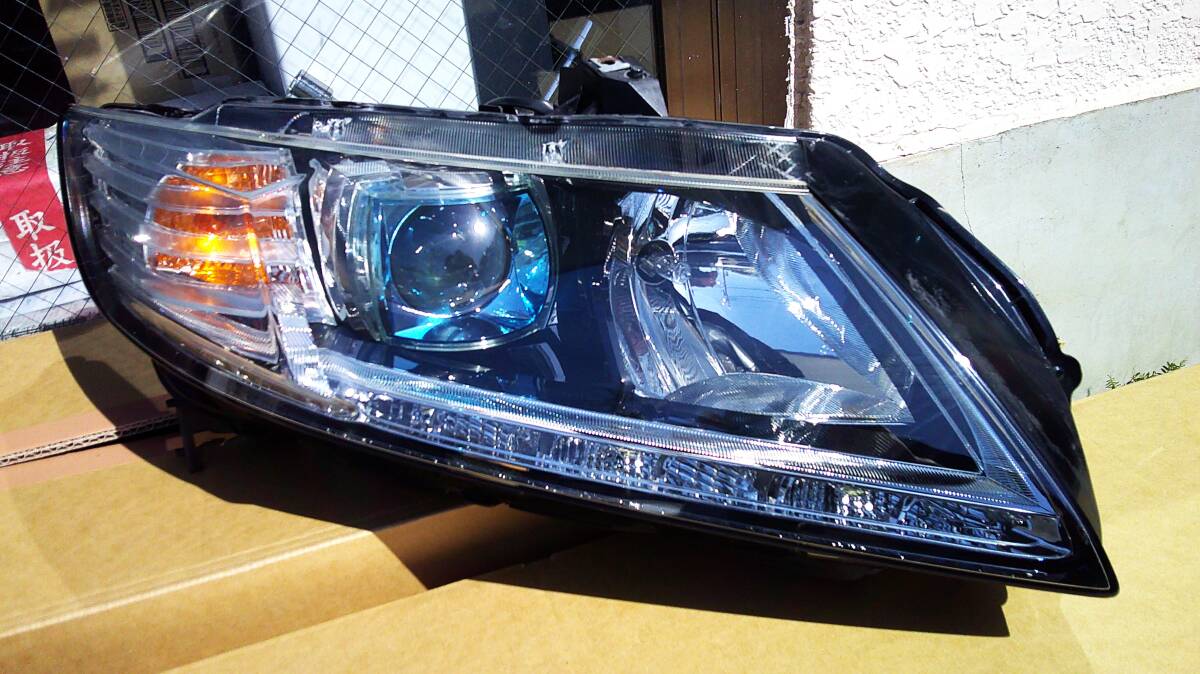 極上品　稀少　ホンダ 　CRZ ZF1/2 　 HID ヘッドライト（バラスト付き）左右セット　KOITO 100-22010 刻印C　　 HONDA CR-Z　(管 43)_画像3