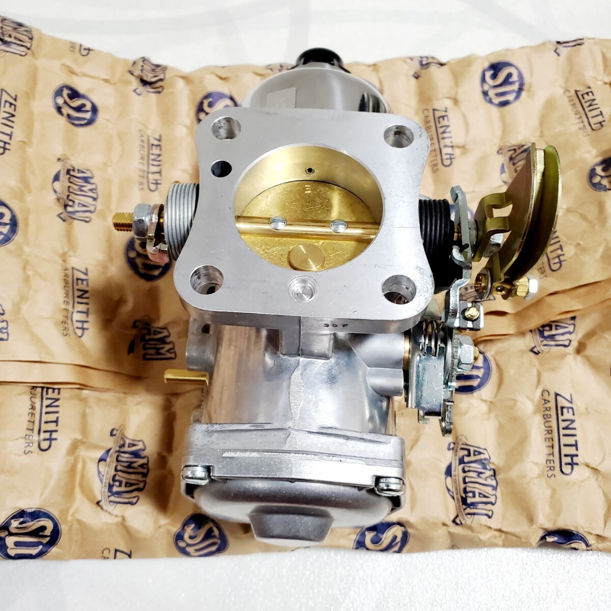 ローバーミニ クラシックミニ等用 SU純正 HIF44 キャブレター ローバーミニ クラシックミニ等用 SU純正 HIF44 キャブレター