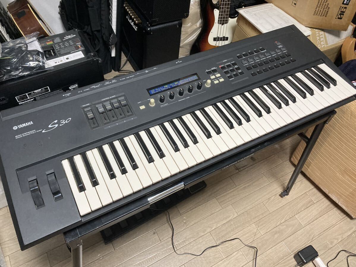 YAMAHA シンセサイザー S30 私のお宝放出_画像1