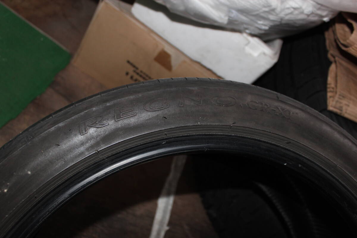 REGNO 225/40R18 GR-XⅠ 中古 4本 片減り　溝5～6分_画像6