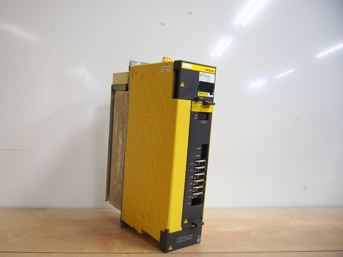 ☆【1T0312-31】 FANUC ファナック A06B-6111-H015#H550#N E サーボアンプ ジャンク_画像1