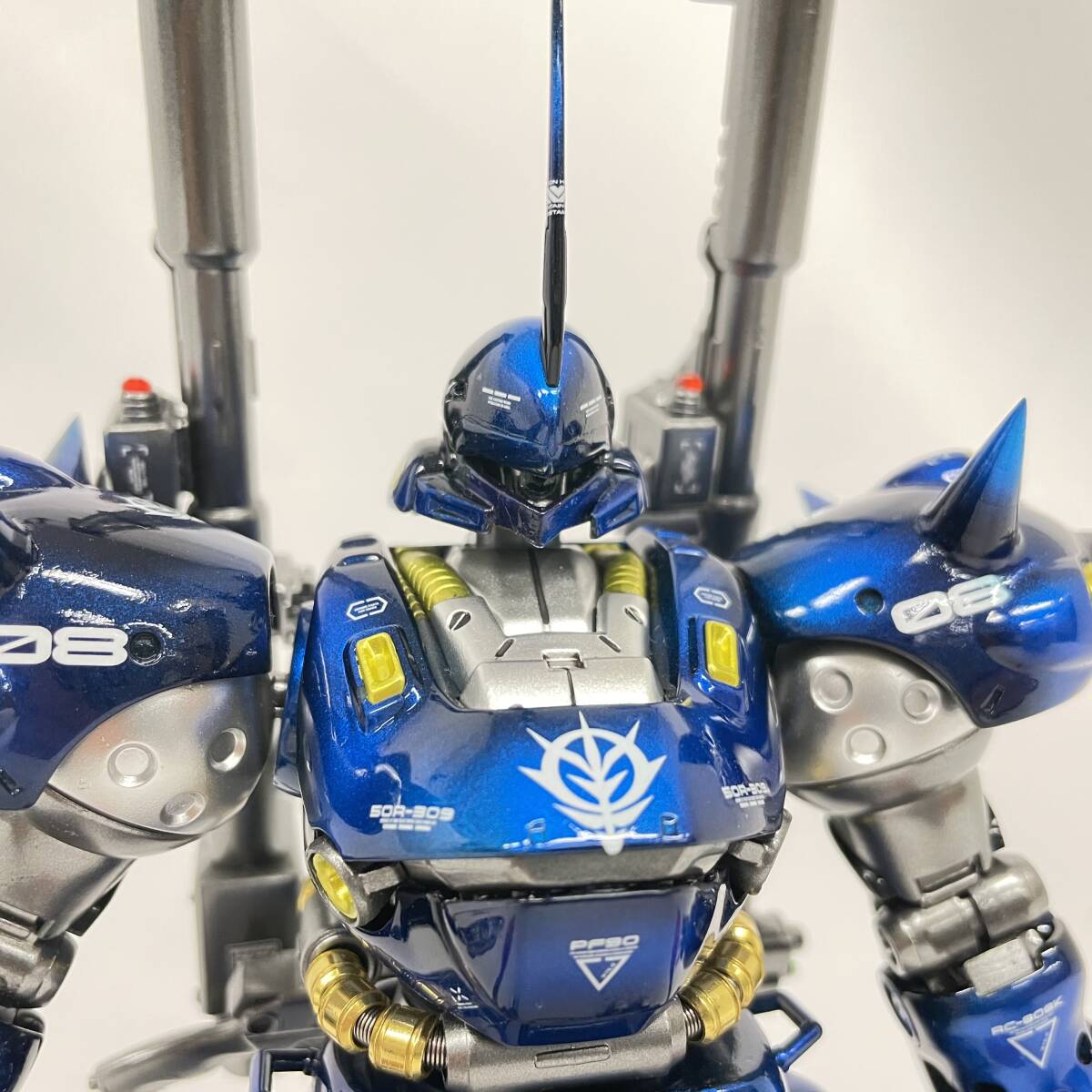 完成品 バンダイ プラモデル 1/100 MG ケンプファー 組立済み 塗装済み ガンプラ 機動戦士ガンダム0080ポケットの中の戦争 ポケ戦 ミハイル_画像3