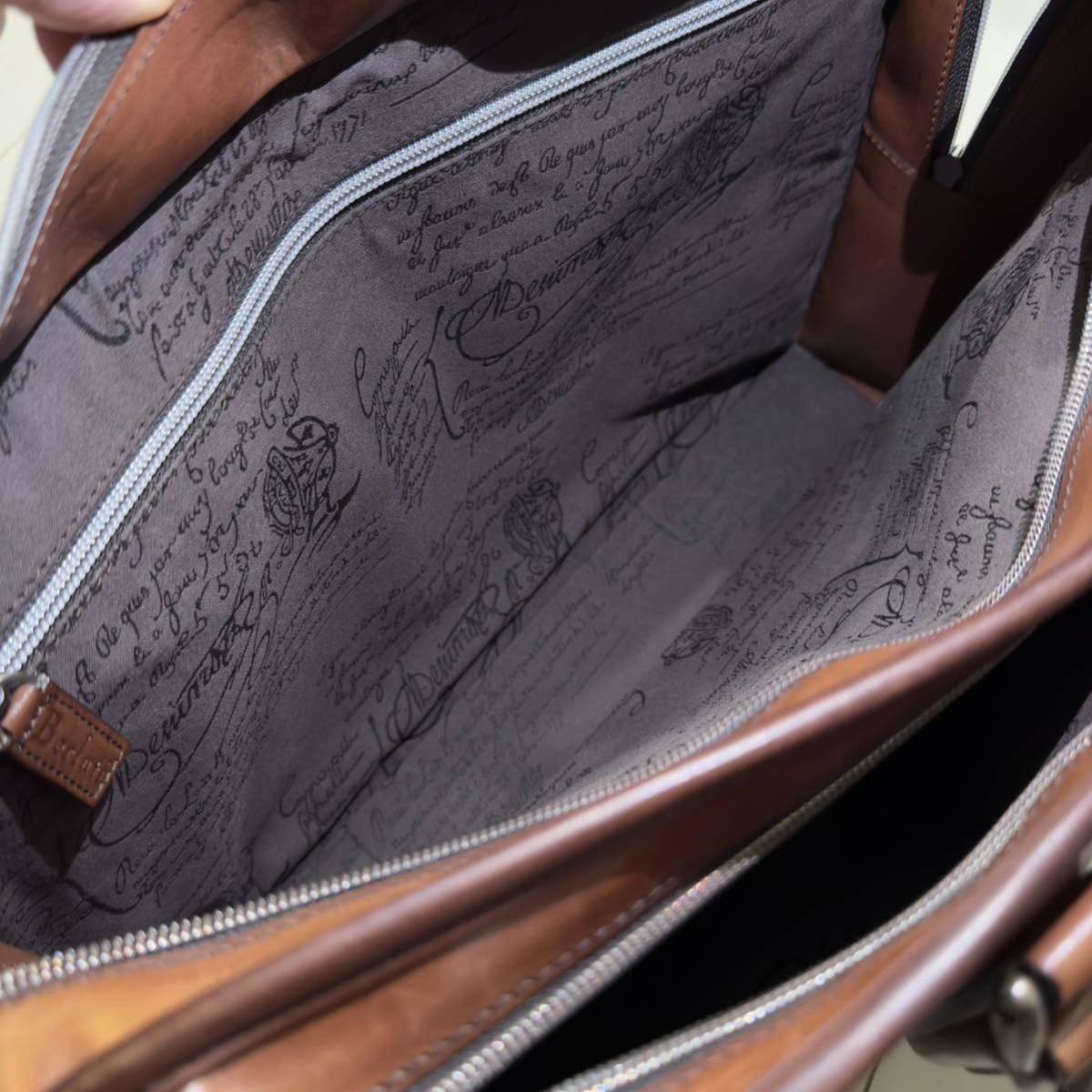  regular price 68.2 ten thousand jpy Berluti du Jules pa tea n leather 2 layer briefcase shoulder belt business bag Brown genuine article Deux Jours