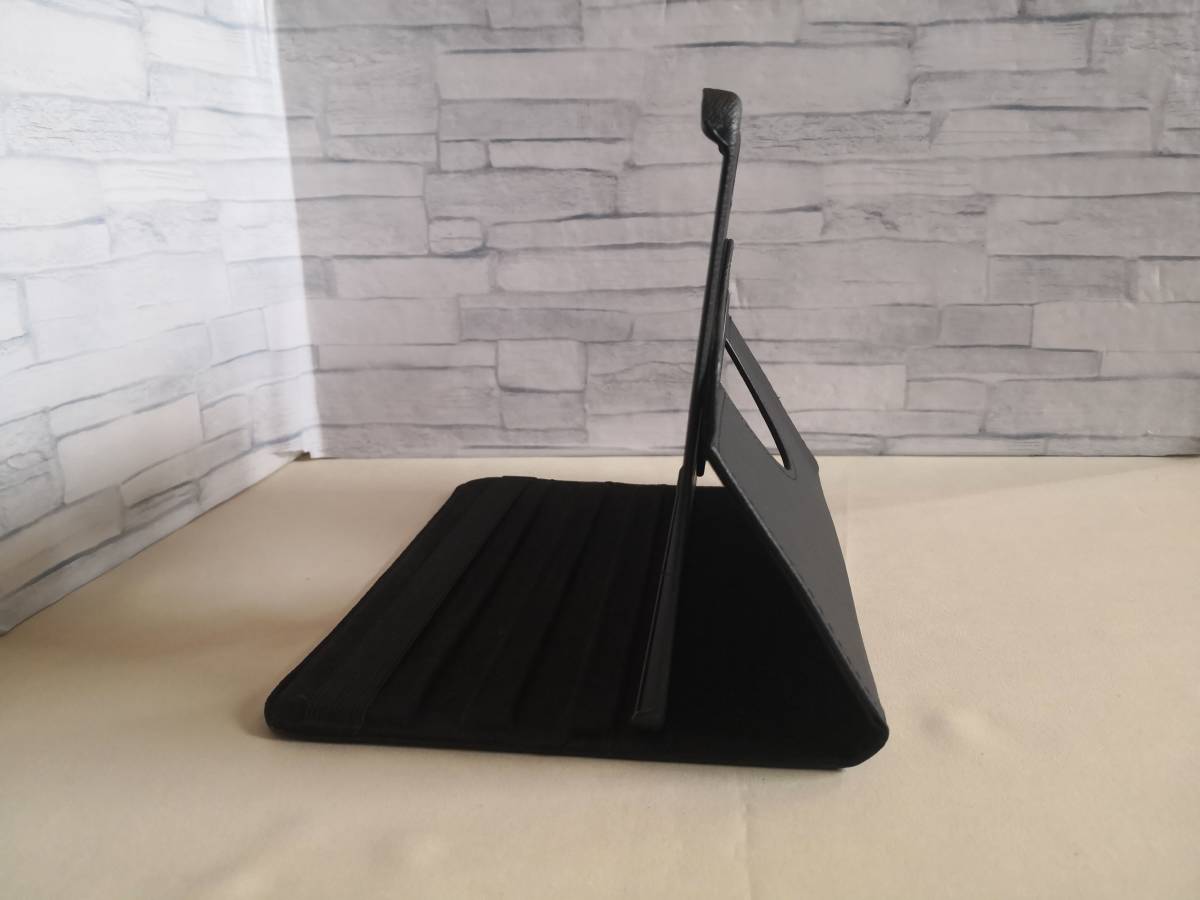 iPad Air 第5世代/Air 第4世代 (10.9インチ) 共用 ブラック レザーケース 360度回転機能 スタンド機能 自動スリープ機能 ベルト付きの画像2