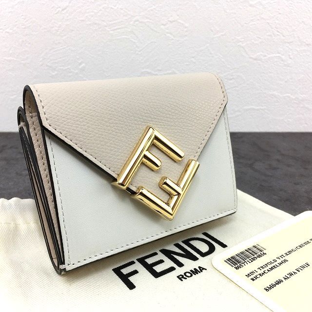 ☆送料無料☆ 極美品 FENDI コンパクトウォレット 8M0480 ホワイト 193_画像1