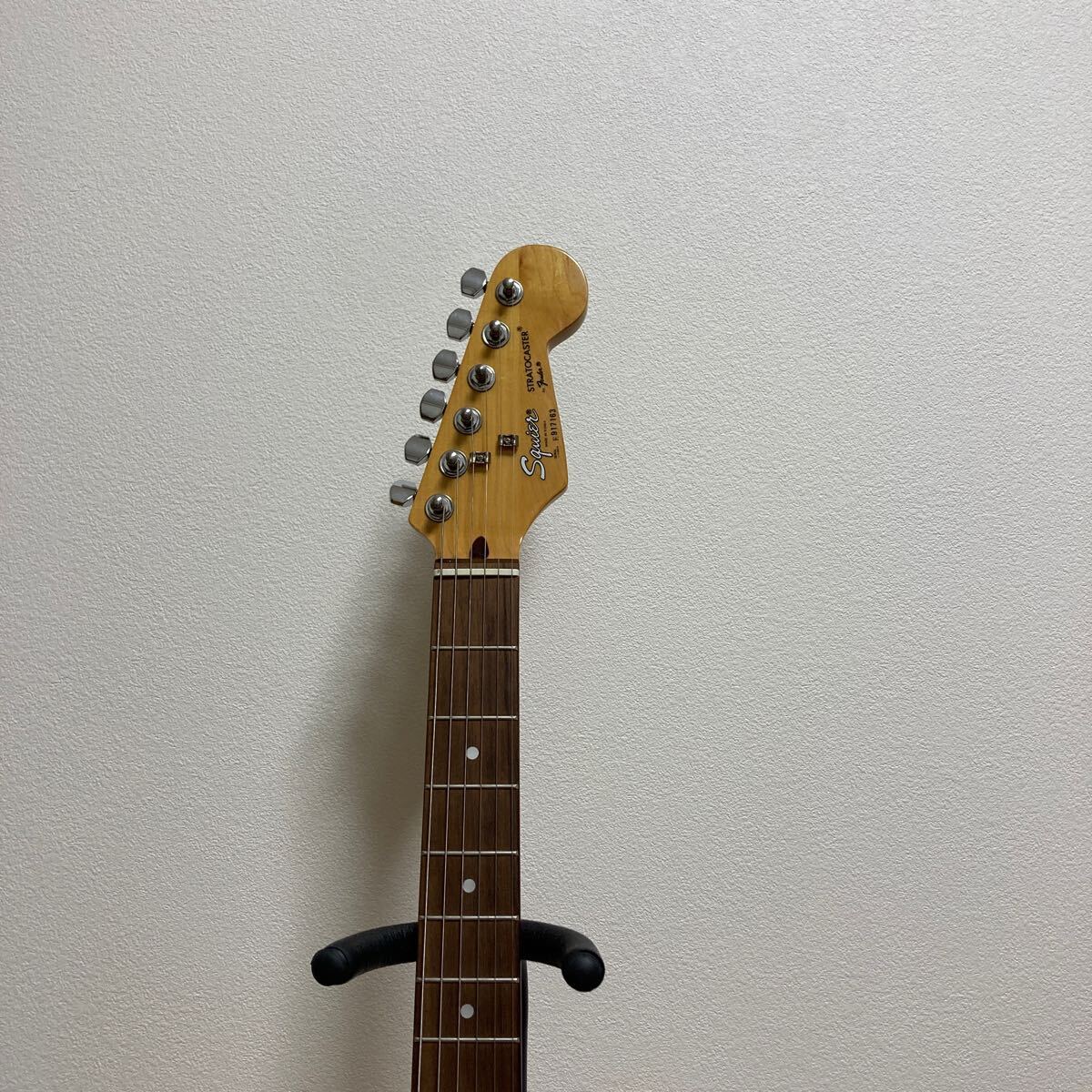 美品Fender エレキギター Stratocaster Eシリアル_画像3