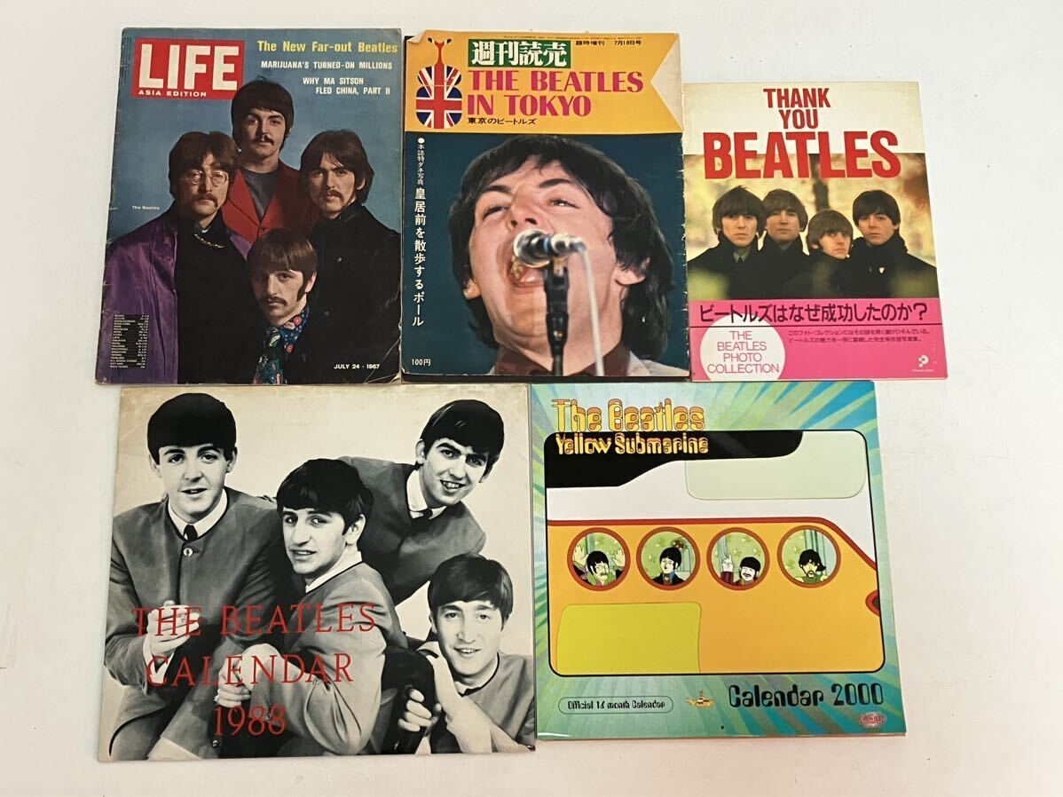 昭和 ビートルズ 雑誌 カレンダー 写真集 などまとめて 印刷物 古本 THE BEATLES _画像1