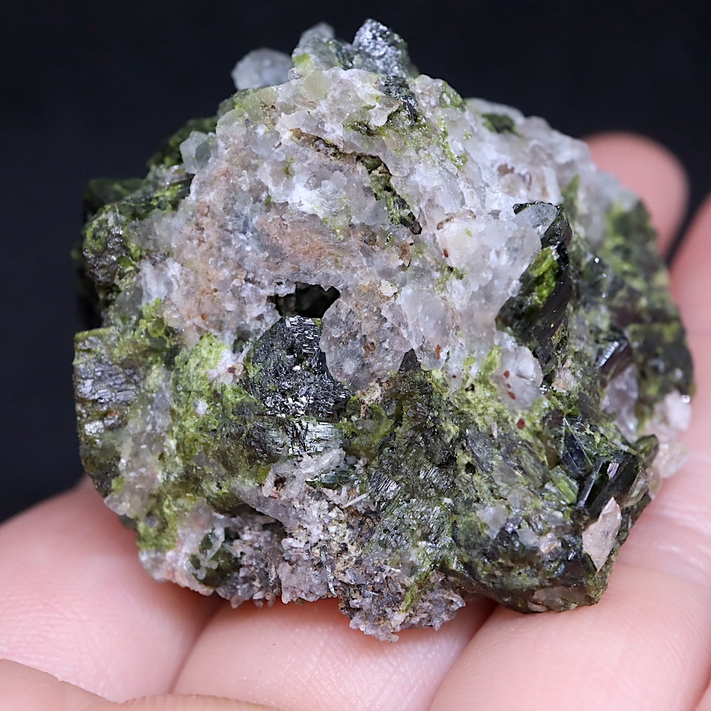 【送料無料】エピドート 緑簾石 クォーツ 水晶 45.9g EPD030 原石 鉱物　天然石　パワーストーン_画像7