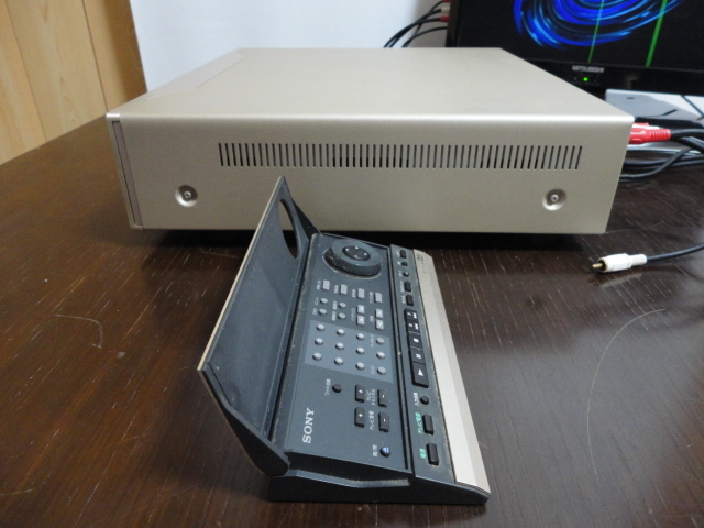 再出品。ジャンク品。DVP-S7000 ソニー　DVP-　DVD/CDプレーヤー　SONY　リモコン付き 。_画像8