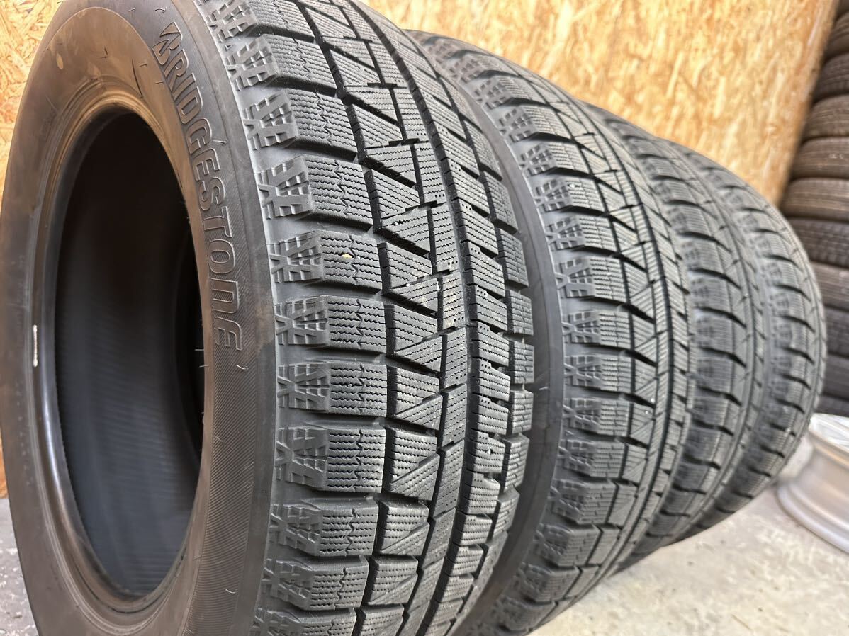 送料無料【バリ山】 215/60R16 95Q BRIDGESTONE ICEPARTNER2 18年製造 スタッドレス 4本セット_画像1