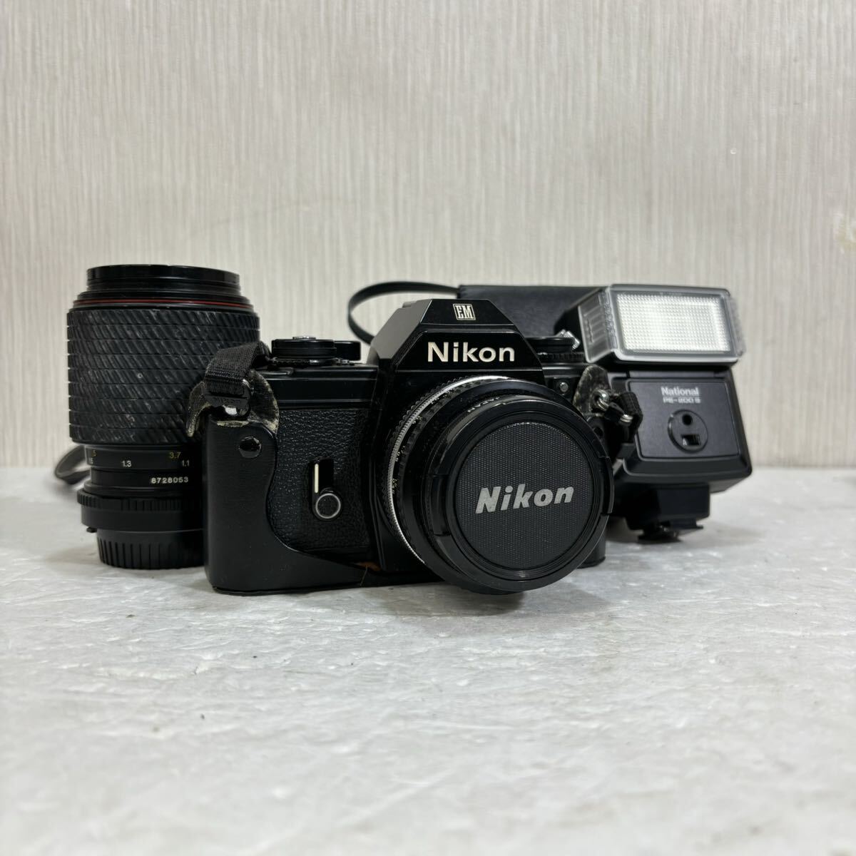 [K2872] 1円スタート！ Nikon EM ニコン 50mm 1:1.8 Tokina SD 70-210mm 1:1.4-5.6 National PE-200 Sフィルム一眼レフカメラ セット _画像1