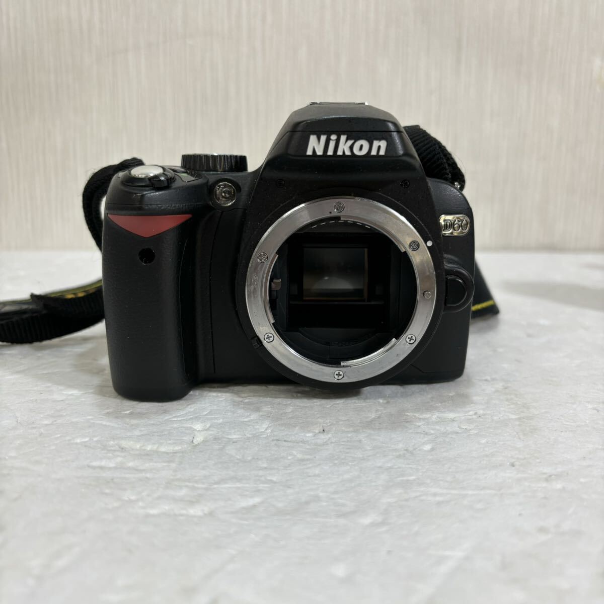 [k2882]1円スタート！Nikon D60 ニコン デジタル一眼レフカメラ バッテリーチャージャー付 AF-S NIKKOR 18-55m 1:3.5-5.6の画像3