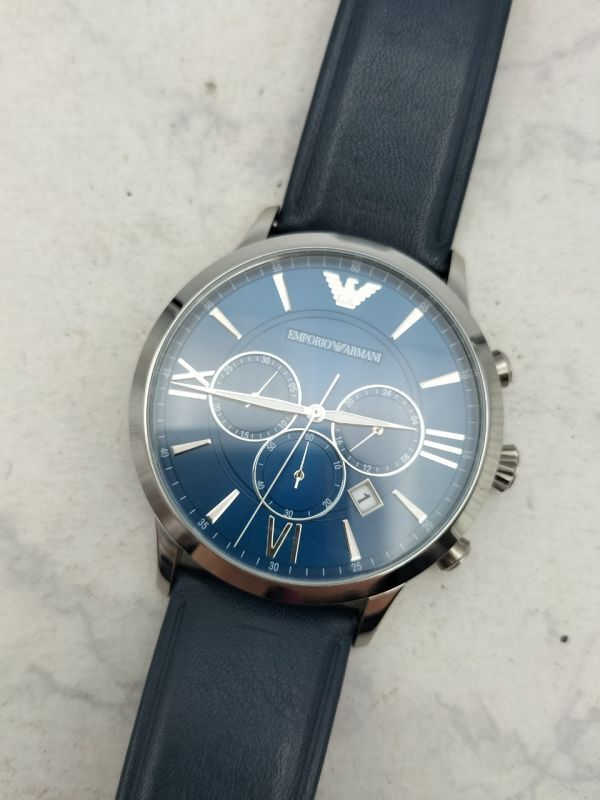 C31 1円~ 稼働品 EMPORIO ARMANI エンポリオアルマーニ AR-11226 クォーツ 腕時計 デイト 革ベルト ブルーカラー文字盤 ステンレス メンズ_画像1