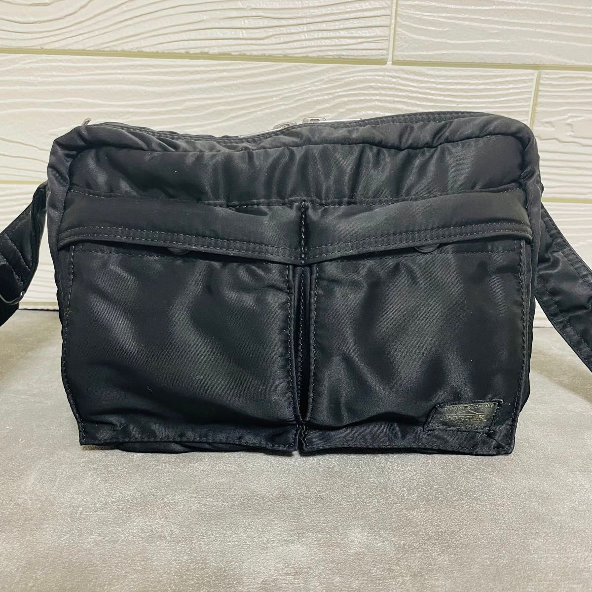美品 PORTER ポーター タンカー ショルダーバッグ Lサイズ 吉田 美品 PORTER ポーター タンカー ショルダーバッグ Lサイズ 吉田