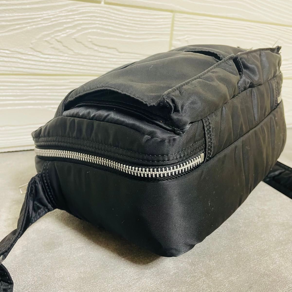美品 PORTER ポーター タンカー ショルダーバッグ Lサイズ 吉田 美品 PORTER ポーター タンカー ショルダーバッグ Lサイズ 吉田