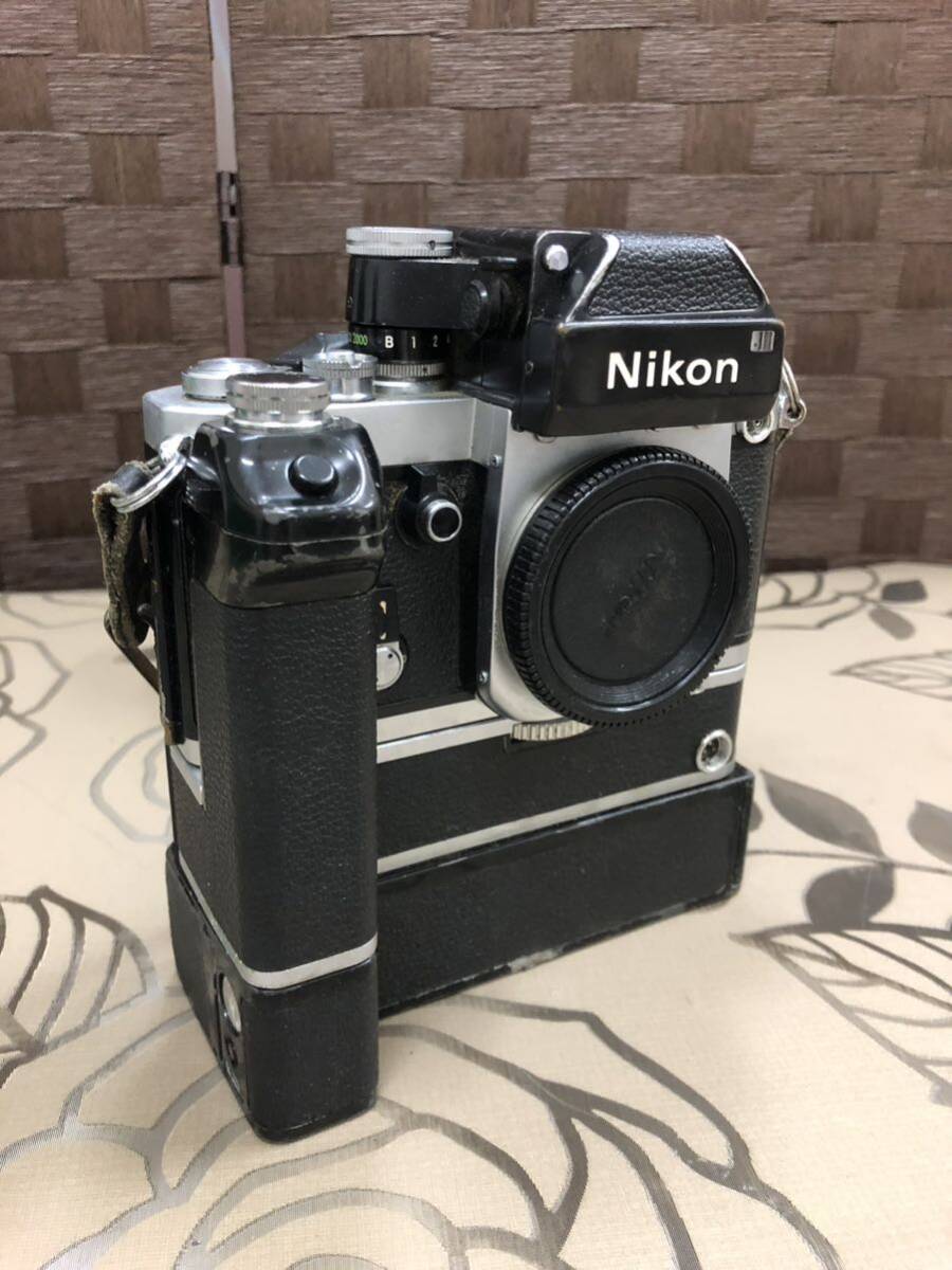 Nikon F2/MD-2/MD-1フィルムカメラ ニコン 一眼レフカメラ 一眼レフ ブラック の画像1