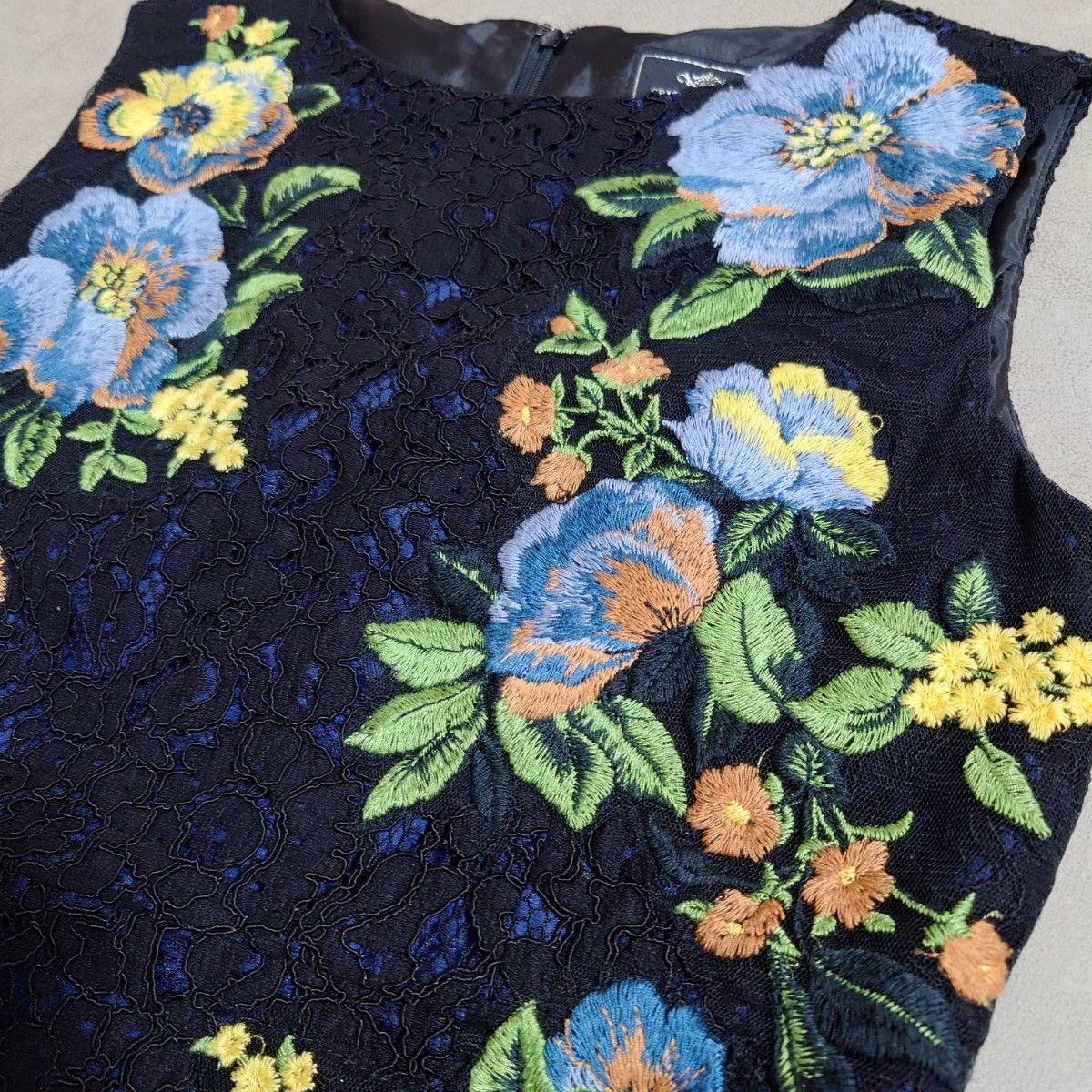 グレースコンチネンタル ブラック レース 刺繍 花柄 ノースリーブ ワンピース ドレス 36