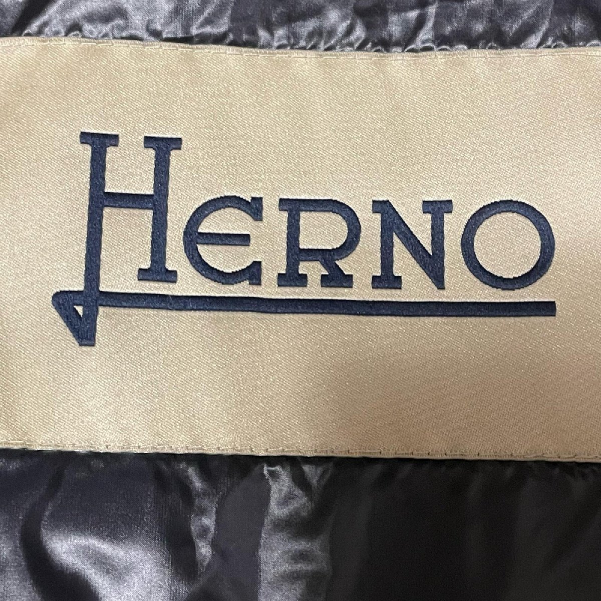 Herno ヘルノ ダイヤモンド キルティング ダウンジャケット レディース 44 ブラック_画像5