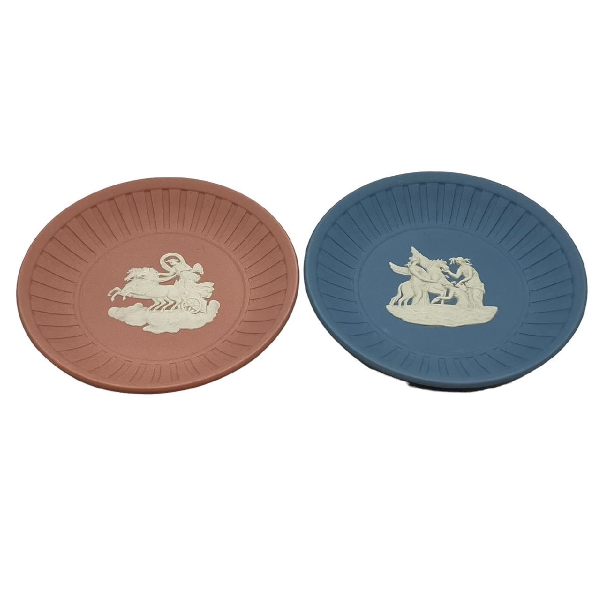 ★ 美品 Wedgwood ウェッジウッド ジャスパー ピンク ブルー トレイ 3点 セット 食器 箱付の画像3