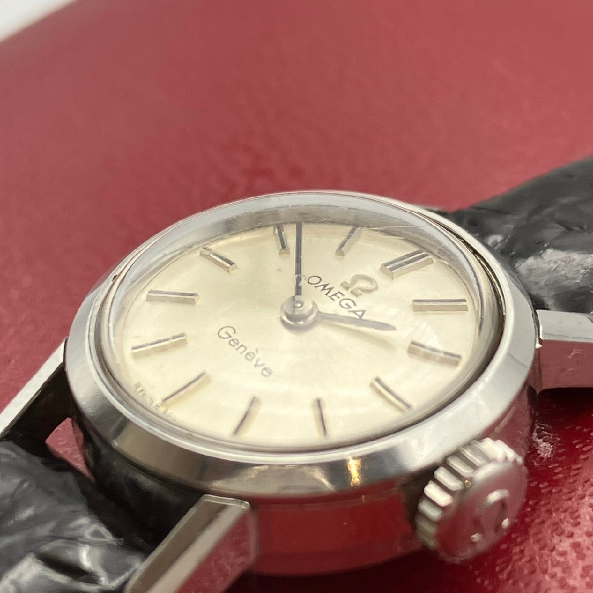OMEGA オメガ ジュネーブ シーマスター 革ベルト シルバー文字盤 レディース 腕時計 手巻き稼働品の画像8
